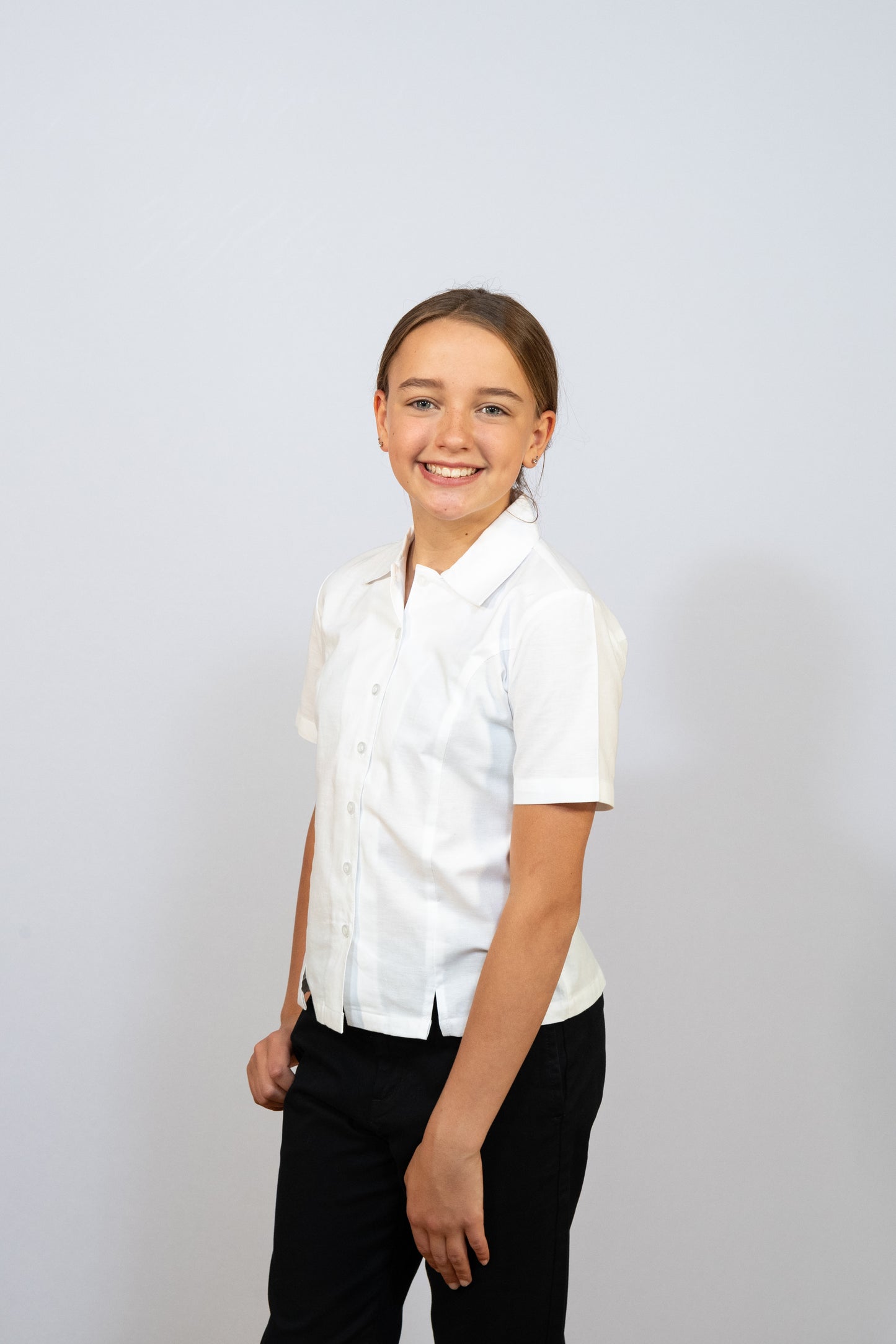 SS SCHOOL OVERBLOUSE W/SLITS ON PRINCESS SEAM #4426