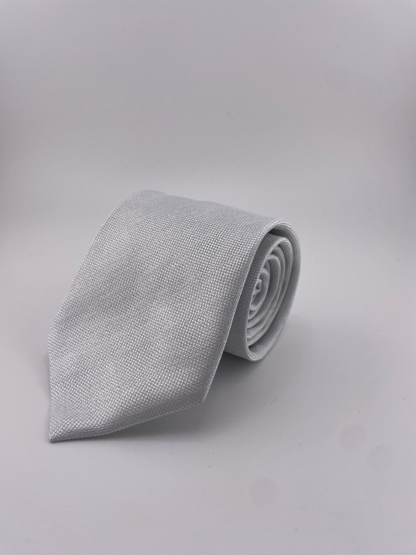 4/H MEN'S TIE - FUSED #4221F-F