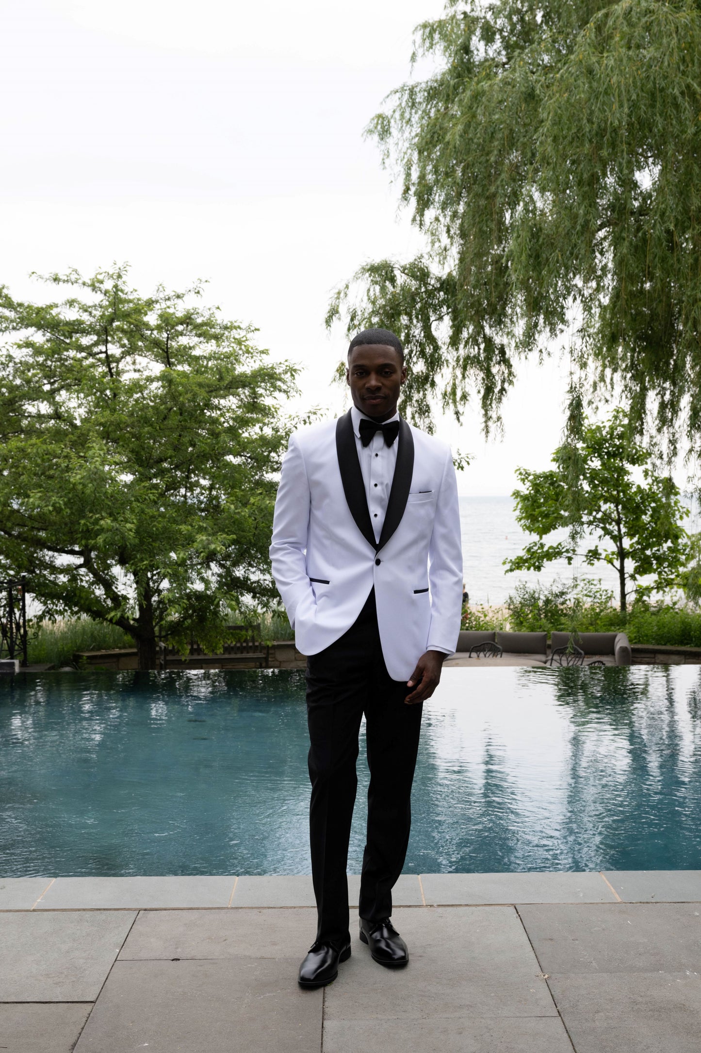 JASON 1 BUTTON WHITE SHAWL MENS JACKET WITH  BLACK SATIN LAPEL