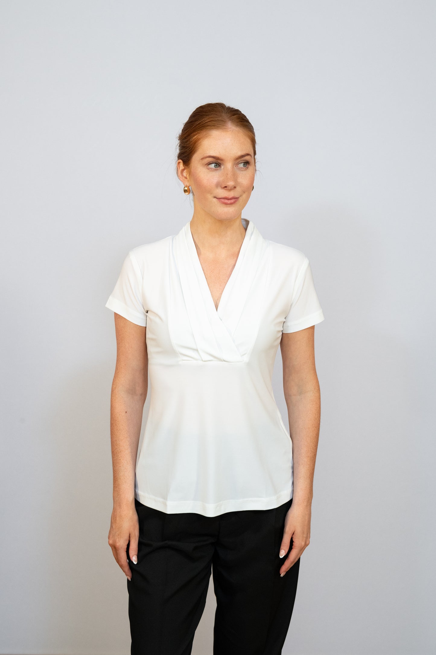 LADIES CROSSOVER S/S BLOUSE