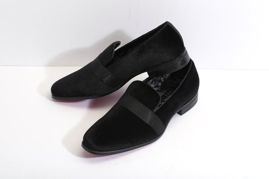 VELVET SLIP ON SHOE W/ SATIN BAND