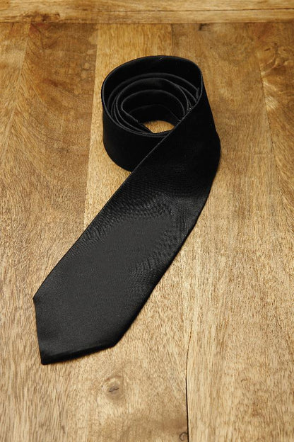 100% SILK BLACK SOLID 4 IN HAND